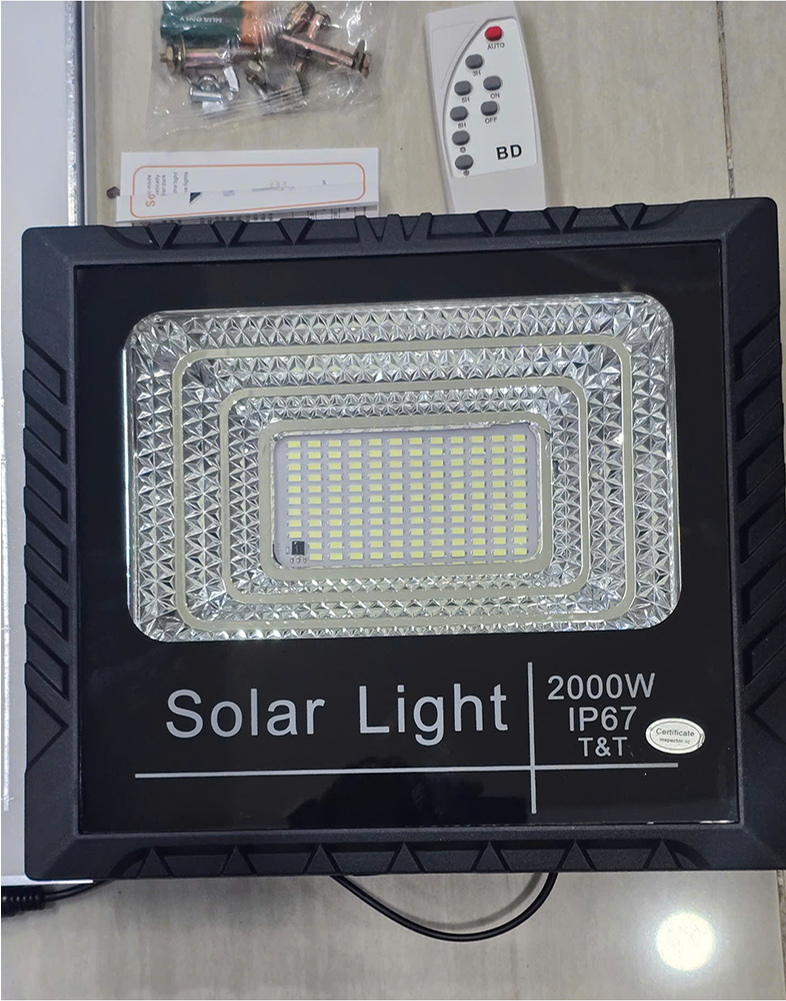 Đèn năng lượng mặt trời 200W Mni giá rẻ